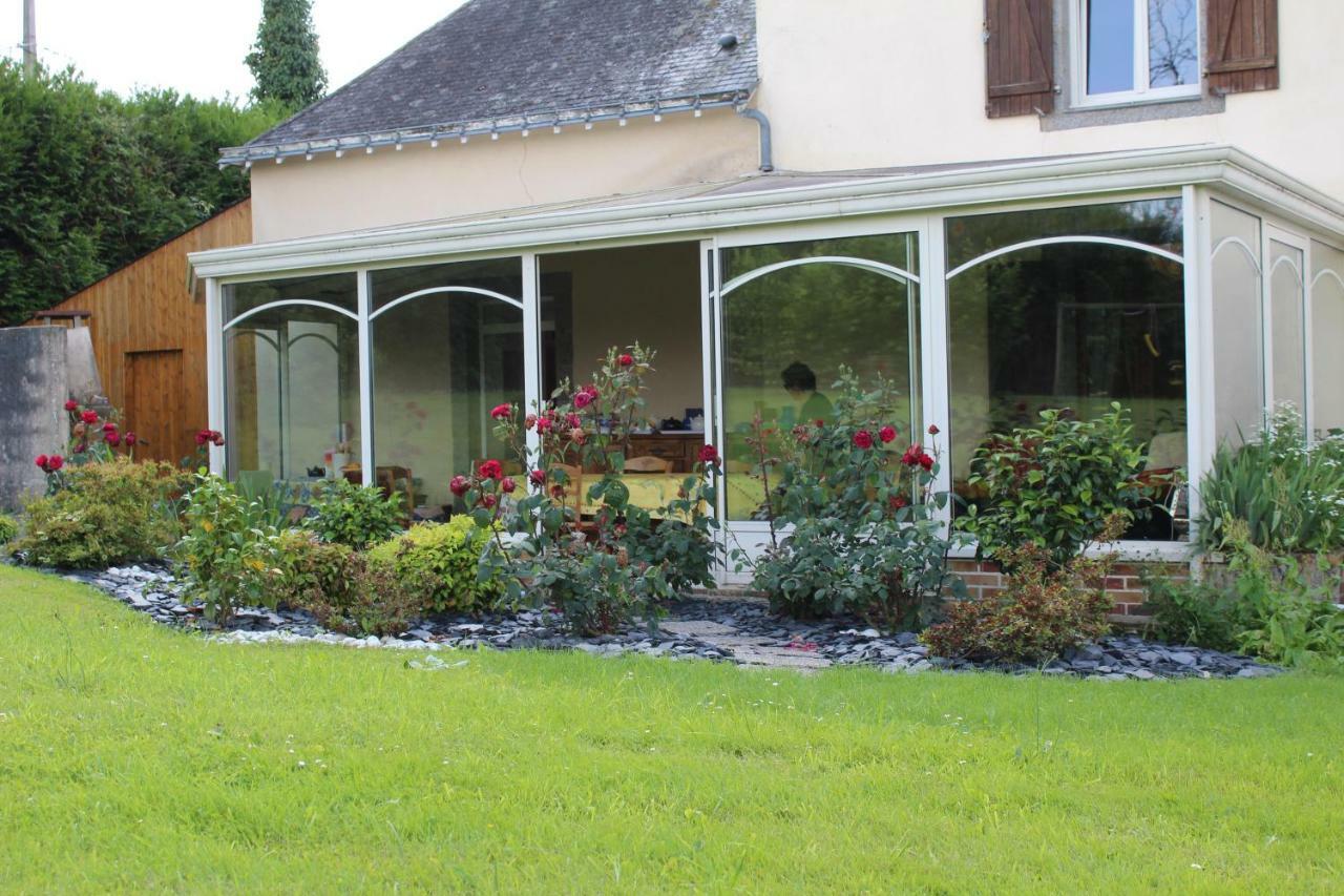 La Grande Malardiere Saint-Georges-Buttavent Buitenkant foto